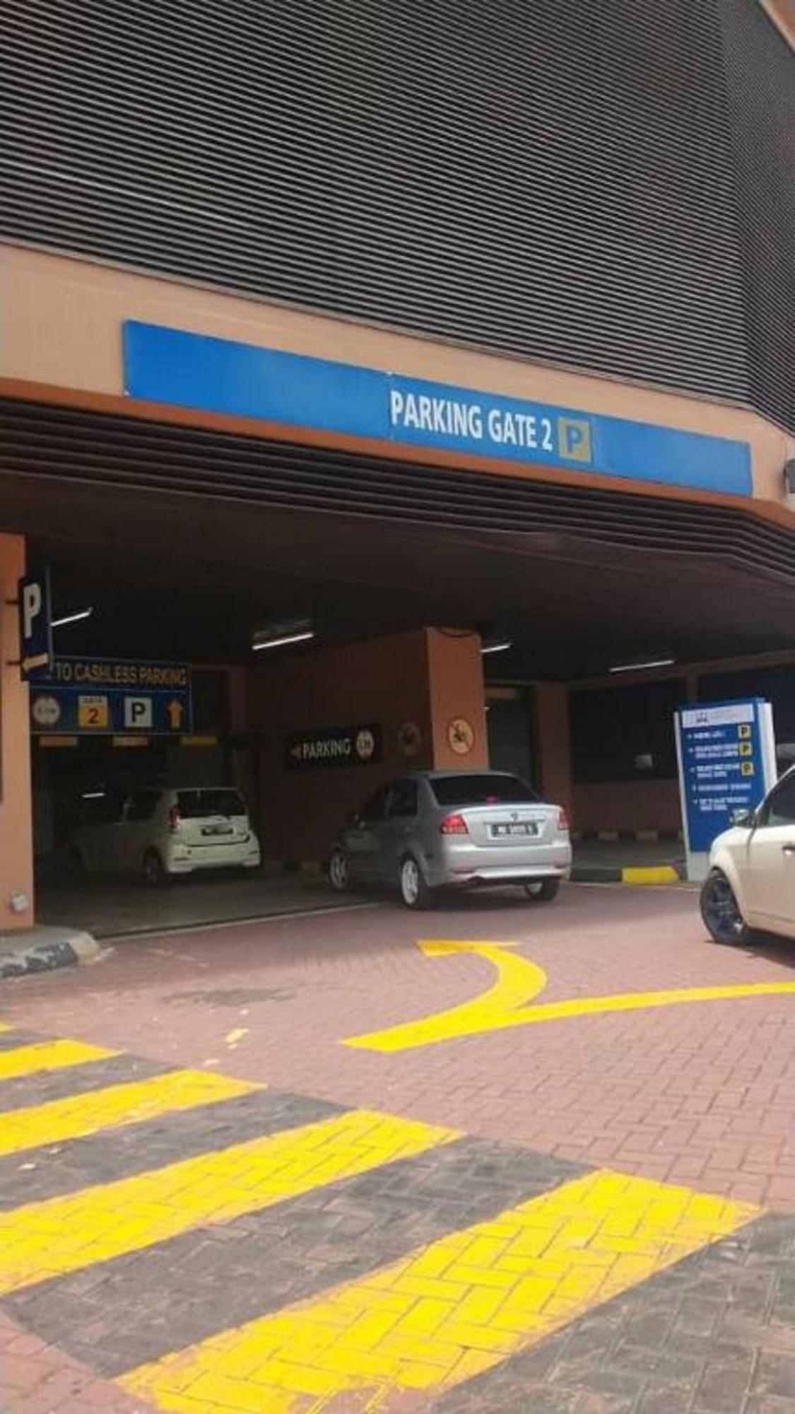Service Times Square Kl Pangsapuri Kuala Lumpur