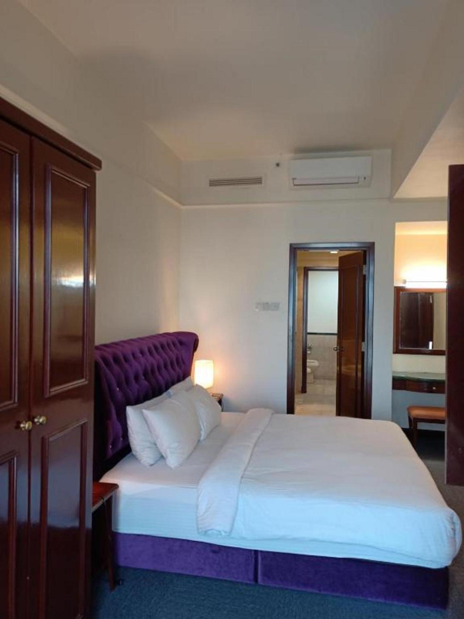 Service Times Square Kl Pangsapuri Kuala Lumpur