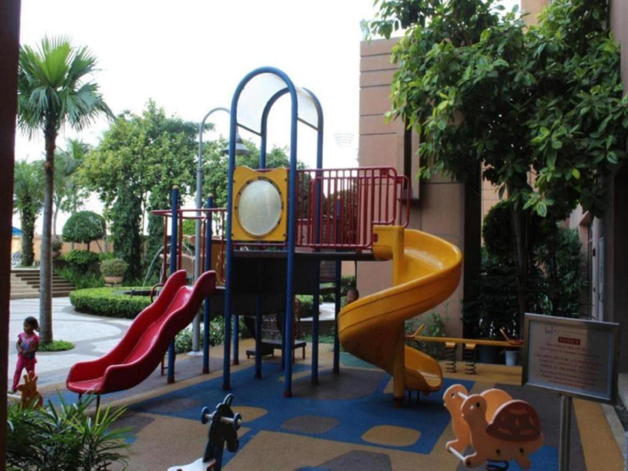 Service Times Square Kl Pangsapuri Kuala Lumpur