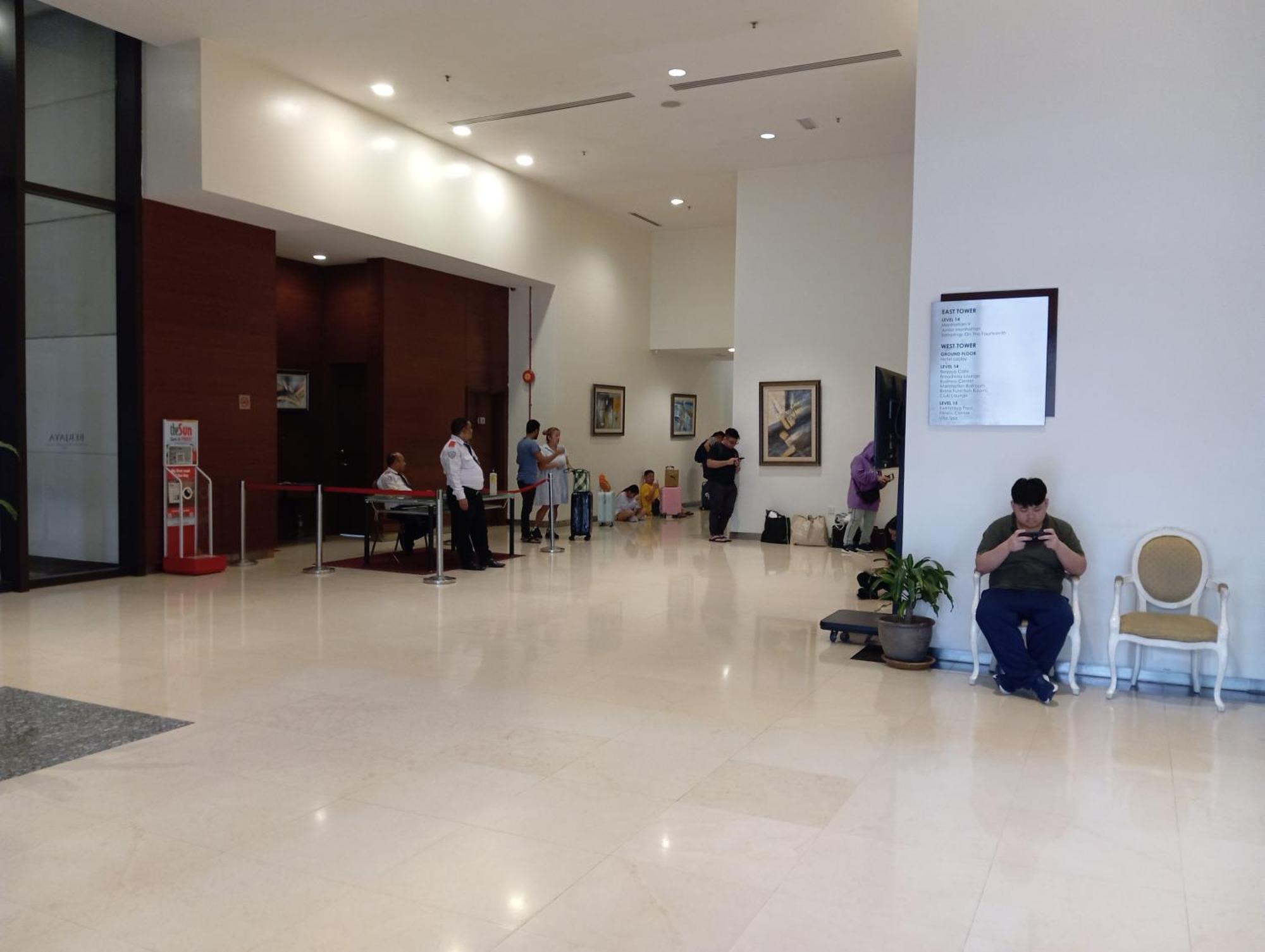 Service Times Square Kl Pangsapuri Kuala Lumpur